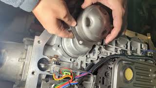Removing 4L80E reverse servo without removing valve body