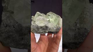 Crystal  薄荷綠立方體螢石 螢石 fluorite 共生鑽石方解石 calcite水晶擺件 原礦擺件 原礦標本 能量水晶 礦物標本 水晶標本 原石 奇摩拍賣➡️阿賽斯特萊 幸運店\u0026光工店