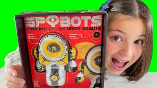 Unboxing SpyBots Roboear