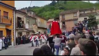 Pizzoni Affruntata di spezza la statua della Madonna