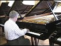 Nelson Freire escolhendo pianos na sede da STEINWAY em Hamburgo! (1997)