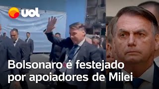 Bolsonaro é recebido com festa por apoiadores de Milei durante posse na Argentina