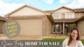 High-end Townhome for Sale! Modern layout and beautiful finishes!