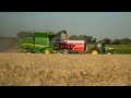 Moisson du blé avec Agrosystème - John Deere S780 à chenilles