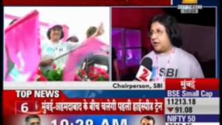 SBI Chairman Ms. Arundhati Bhattacharya flags off the SBI Pinkathon in Mumbai