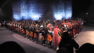Belfast Tattoo 2014 - Massed Pipe Bands