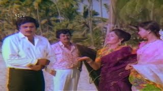 ಮೊದಲ ಹೆಂಡತಿಗೆ ಗಂಡನನ್ನು ಪರಿಚಯ ಮಾಡಿಸಿದ ಎರಡನೇ ಹೆಂಡತಿ | Saptapadi Kannada Movie Scene