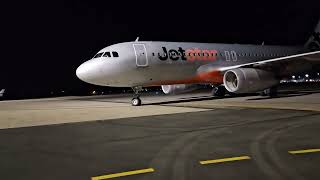 Jetstar JQ478 Airbus A320 arrival Newcastle Airport YWLM Bay 4