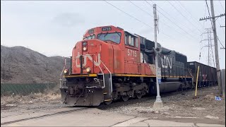 CN L575 Sneaks Past E Westfield Road in Ecorse, MI with CN 5715 Leading (3/24/23)