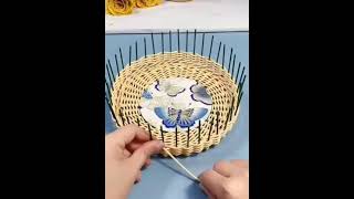 طريقة عمل سلة بأشياء موجودة في كل بيت - How to make a Beautiful Basket