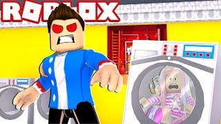 Roblox Little Donny Disguises As A Girl To Win Fashion Famous - escape the evil banana obby roblox