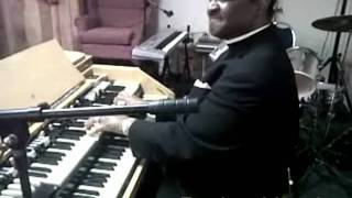 Bishop Levi Lenley Organ Solo