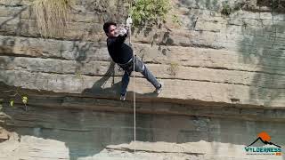 Long Face Rappelling