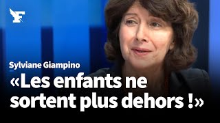 Alerte ! Les enfants ne sortent plus dehors - L'analyse de Sylviane Giampino