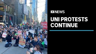 Melbourne University students occupy building on campus in protest against Israel ties | ABC News