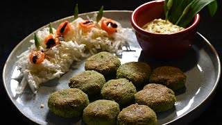 Wild garlic falafel with quark: super delicious finger food with a spring flavor