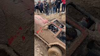 अचानक ड्राईवर ने कार फंसा दी फिर मालिक ने जो किया 😳😲 #shorts #car #shortsfeed #shortsviral