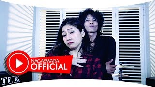 Datuk Band - Jangan Marah Marah (Official Music Video NAGASWARA) #music