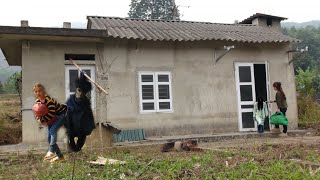 Full Video of Girl Scared While Cleaning Up Abandoned Houses