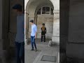 Tourist Made Queen's Guard Laugh