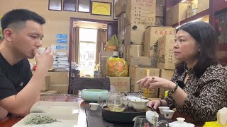 外观相同的福鼎白茶，价格却相差百元，难怪人家都说茶行深似海！