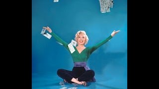 Marilyn Monroe -  "Gentlemen Prefer Blondes "  The Money sitting 1952