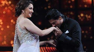 #SRK Romantic Dance With Madhuri Dixit In Filmfare Award || when magiec happens on stage! ||#shorts