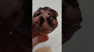 Aiskrim Cornetto Chocolate..