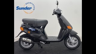 Piaggio ZIP RST zwart bj: 1997 met 4500 km gereden bij Sunder Classics