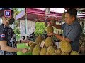 Durian kurang 30 peratus, harga naik