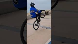 Sahil kenarında tek teker 🤩#mtb #automobile #bisiklet #bmx #bikelife #bmxlife