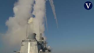 La fragata de la Flota del Mar Negro de Rusia lanza misiles Kalibr contra Ucrania