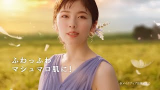 小芝風花、ノースリーブのドレス姿で「ふわっふわマシュマロ肌に」　CANMAKE新CM「マシュマロフィニッシュパウダー舞い降りる肌キレイ篇」