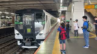 E257系5500番台OM-55編成集約臨発車(MHあり) 大宮駅