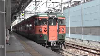 しなの鉄道115系 湘南色発車（長野駅）