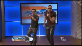 Ken Y \u0026 Wise Cantando Amores Como El Tuyo En Acceso Total