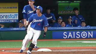 先制のきっかけとなったチーム初ヒットは鵜飼！ベンチの石川昂弥も笑顔！ (2023/06/08)