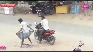 കള്ള് കുടിയൻ ബൈക്കിൽ/Alcahole Man Fighting in..