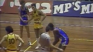 MACCABI-ARIS 75-76 [1983-84 (ΕΡΤ,3/11/83)]