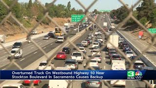 Traffic flowing again after multi-vehicle crash on Highway 50 in Sacramento