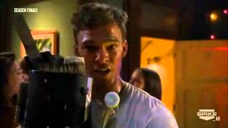 Thad Castle Hissing