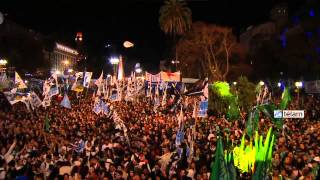Más de 800.000 personas festejaron en Plaza de mayo la fecha patria y escucharon a la Presidenta