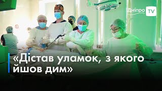 👨‍⚕️ Хірург міської лікарні робить складні операції для порятунку поранених бійців