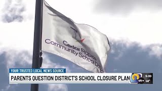 Cedar Rapids parents raise concerns as district considers closing up to seven schools