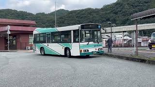 防長交通路線車(県庁行き、レインボー)・山口駅バス停を発車