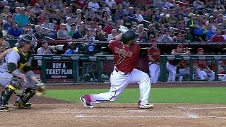 PIT@ARI: Castillo lifts a three-run shot for the lead