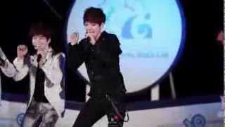 [Fancam] 120530 Baekhyun Cute Dance - Cultwo Show