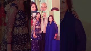 Kulbhushan kharbanda And Her Wife Maheshwari With Daughter ♥️😊🥰