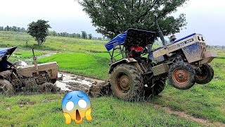 Swaraj 744 FE Stuck In Mud & Mahindra Arjun 555 Tractor Stuck In Mud / John Deere pulling