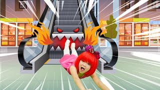Escalator Safety Song | Educational Kids Songs 😻🐨🐰🦁 + More Nursery Rhymes | Cherry Berry Song